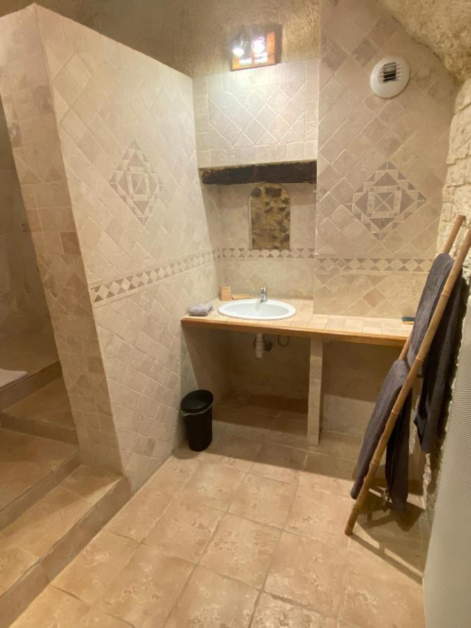 La Fontaine De Vinsobres Hotel Bagian luar foto